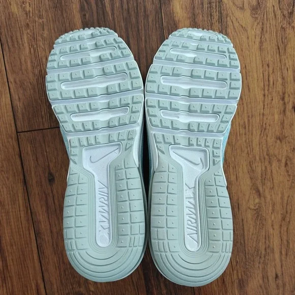 Nike Air Max Sequent 2 Sneaker in Polarized Blue Women's 8 Excellent Condition - Picture 5 of 9